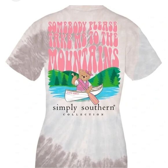 SIMPLY SOUTHERN MEDIUM “TIS THE SEASON” Short Sleeve Tshirt - Picture 7 of 9